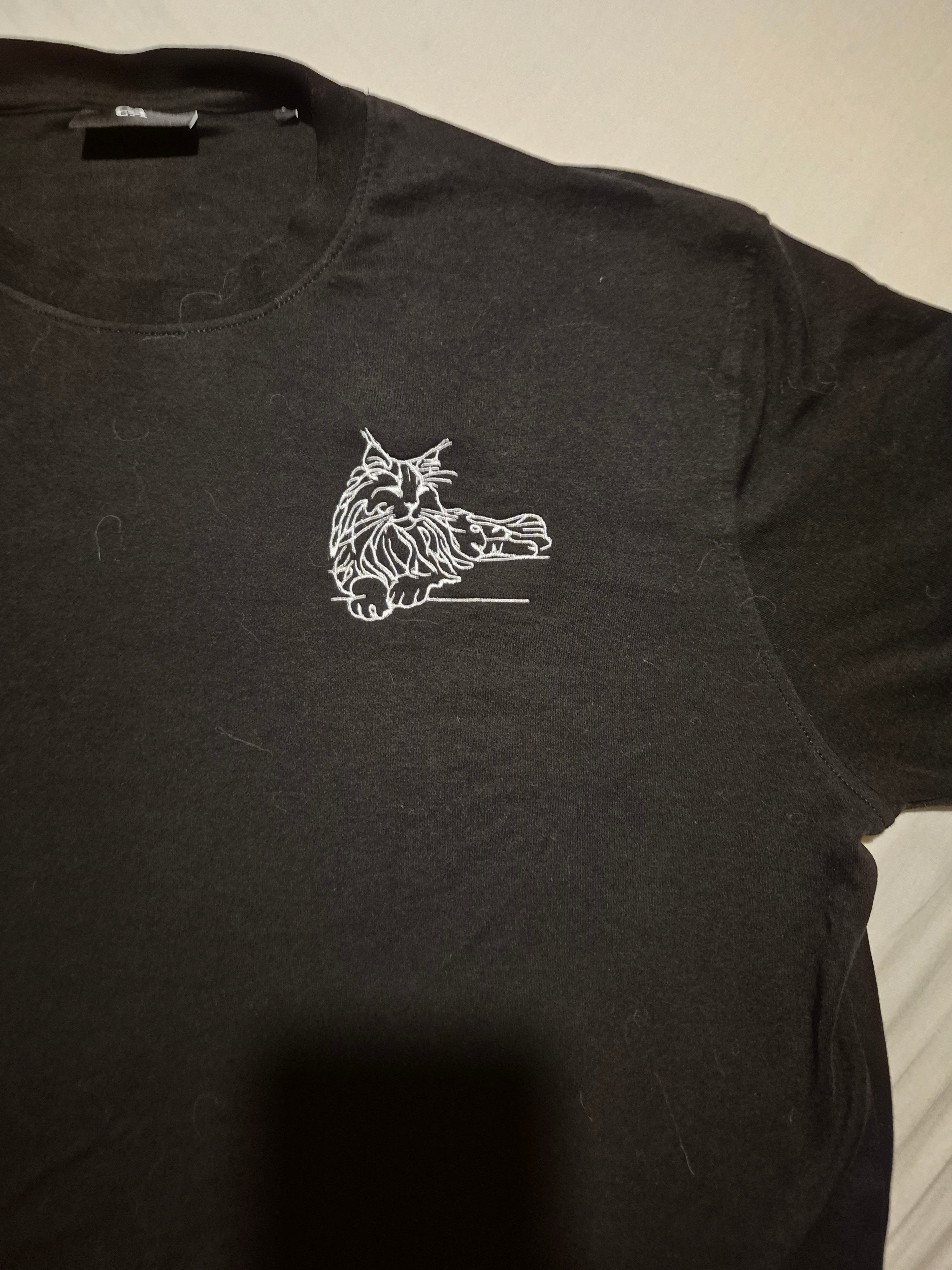 Maine coon op een shirt